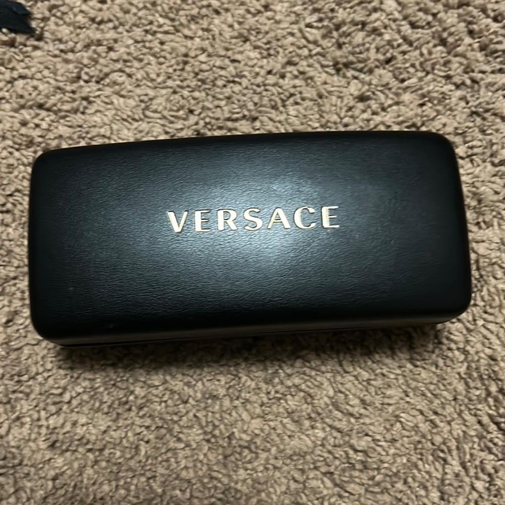 Versace ✨ Case Only